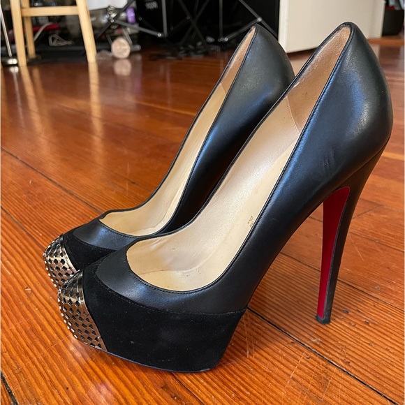 Christian Louboutin size 37.5 - Picture 2 of 4